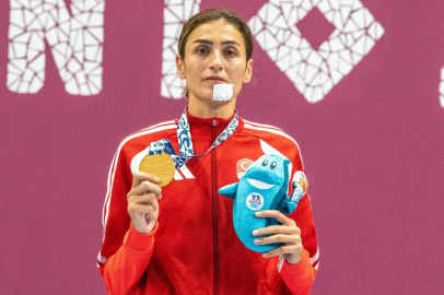Bursa Yıldırım'ın altın kızı zirvede